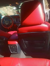 شارجر للبيع موديل 2016 مكفوله من عيب الشرعي والوصوليات حداديد وكير ومك...