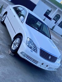 تويوتا كراون • ٢٠٠٧ • شاشة وكاميرا