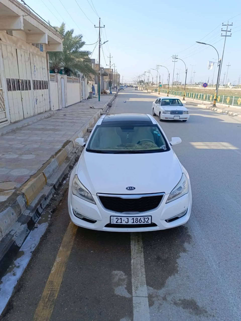 🚗 للبيع: كادينزا
🔹 المحرك:3300
🔹 
🔹 اللون: ابيض
🔹 رقم:  (دولي) بإسمي – تحويل مباشر
🔹 السنوية: جديده
📍 الموقع: الناصرية / قلعة سكر
❄️ التبريد: ثلج
📡 السونار: موجود (مرفق بالصور)
✨ ملاحظة: السيارة أنظف من الصور وجاهزة، ما تحتاج أي صرف
💰 السعر: 120 قابل للنقاش البسيط
📞 اتصال فقط: غير متواجد عالفيس 
***********
***********
