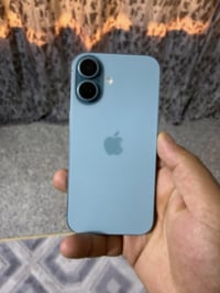 ايفون ١٦ بلاس ذاكرة ١٢٨ بطارية ٨٩ نموذج m  دبل سيم  السعر 930  مكاني ب...