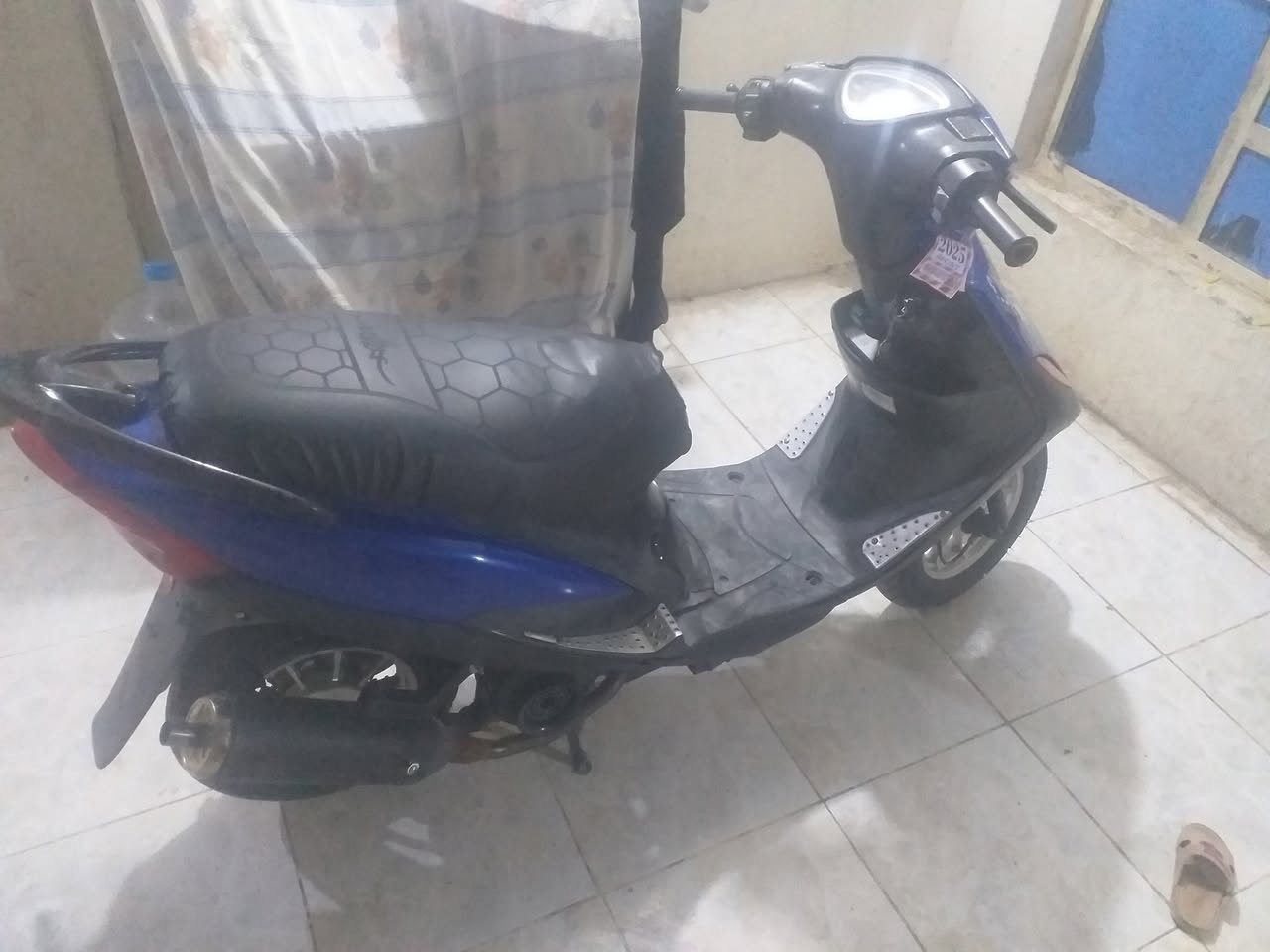 دراجه نظيف ماكس  مامفتو ح المكان بعقو به 🧿🧿
سعر 550🧿🧿
***********
