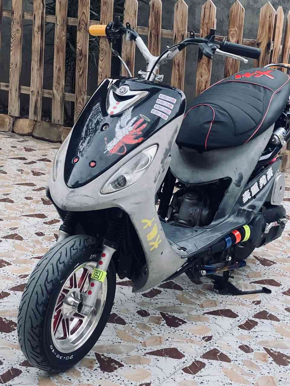 السلام عليكم البيع دراجه قجمه كفاله عامه دراجه دراجه مال ربع بس حنه حربناهه قراضه كامنه سعر 850 وبي مجال مكان بصره كرمت علي هاذ رقمي ***********
