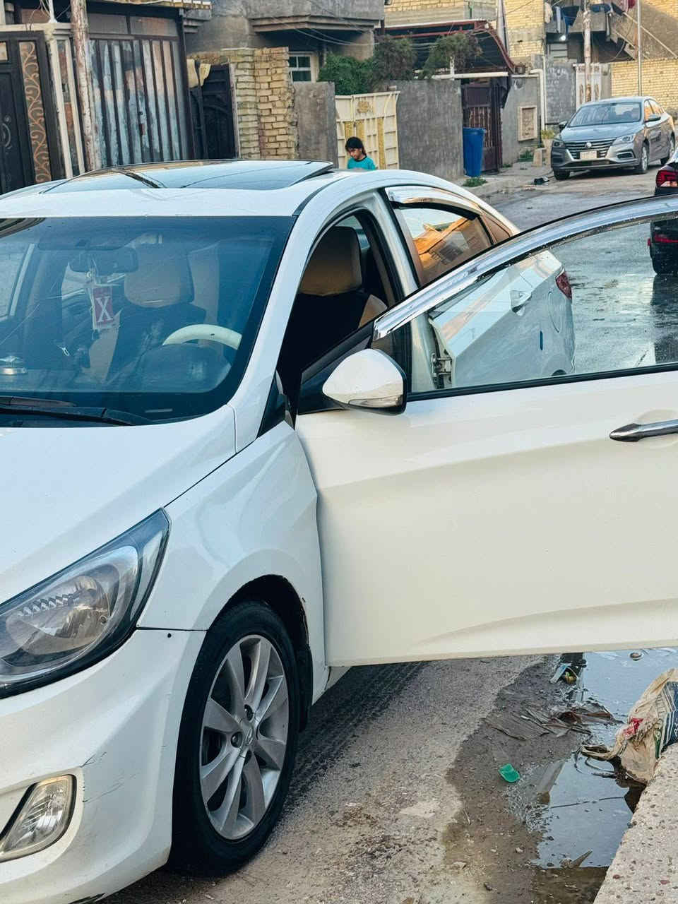 اكسنت موديل 12
رقم بغداد 
فول مواصفات 
مكينه وكير خير من الله ترايك البصره 
سونارها مرفق بلمنشور 
حداديه 70٪
السعر ٩٠وبيها مجال لاستفسار خاص مفتوح 
***********
