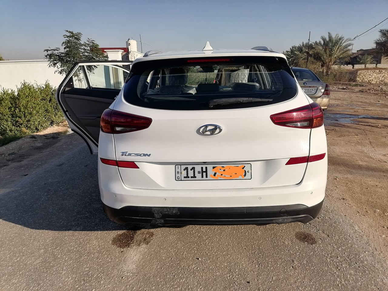 للبيع هونداي توسان خليجية موديل 2020 رقم بغداد باسمي  مكينة ٢٠٠٠ دوش سيارة جديدة جدا السعر 210 
تحكم ستيرن مري شفط واشاير بلمري تبريد قطعتين سيارة جاهزه  5 عدسات بصمه بيها ضرر بسيط وحسب ما مبين في السونار المرفق.... العنوان بابل قضاء المحاويل 
للاستفسار الاتصال على الرقم *********** كذلك بي واتساب
