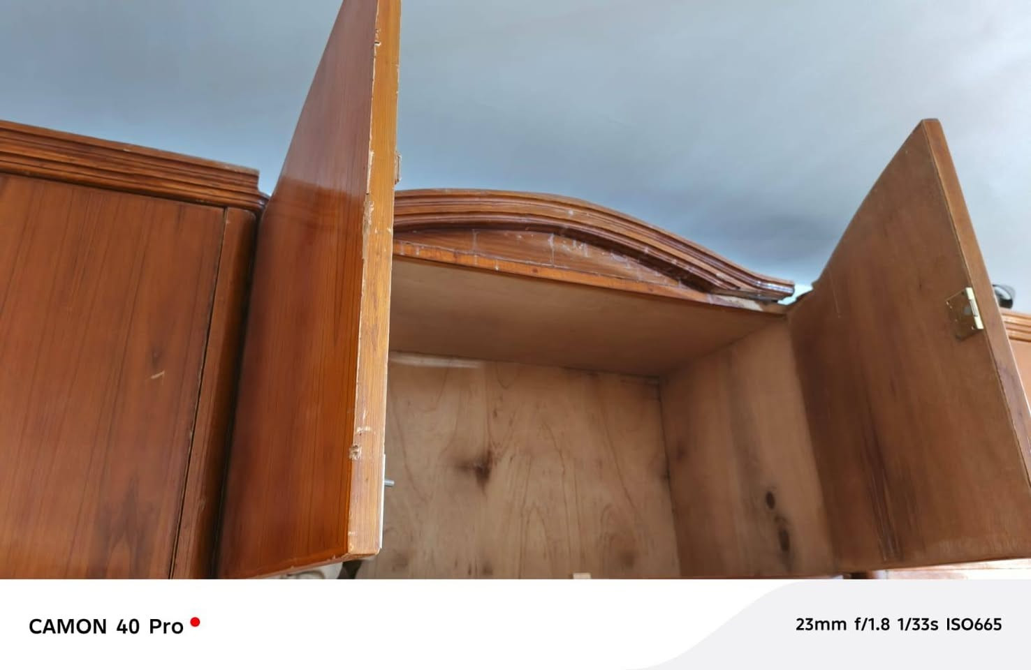 كنتور خشب صاج اصلي 
العنوان /النجف حي النداء شارع المجمعات 
السعر 350 الف 
للاستفسار *********** النجف, العراق
