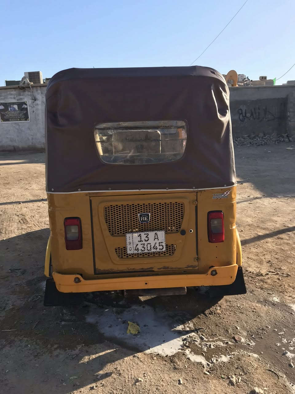 السلام عليكم تكتك مديل 21 رقم وسنويه بأسمي التكتك كشرتها حلوه ومفتوحه مره وحده ع ايدي رايدها ب6ونص الاستفسار ع الخاص او الاتصال ***********
