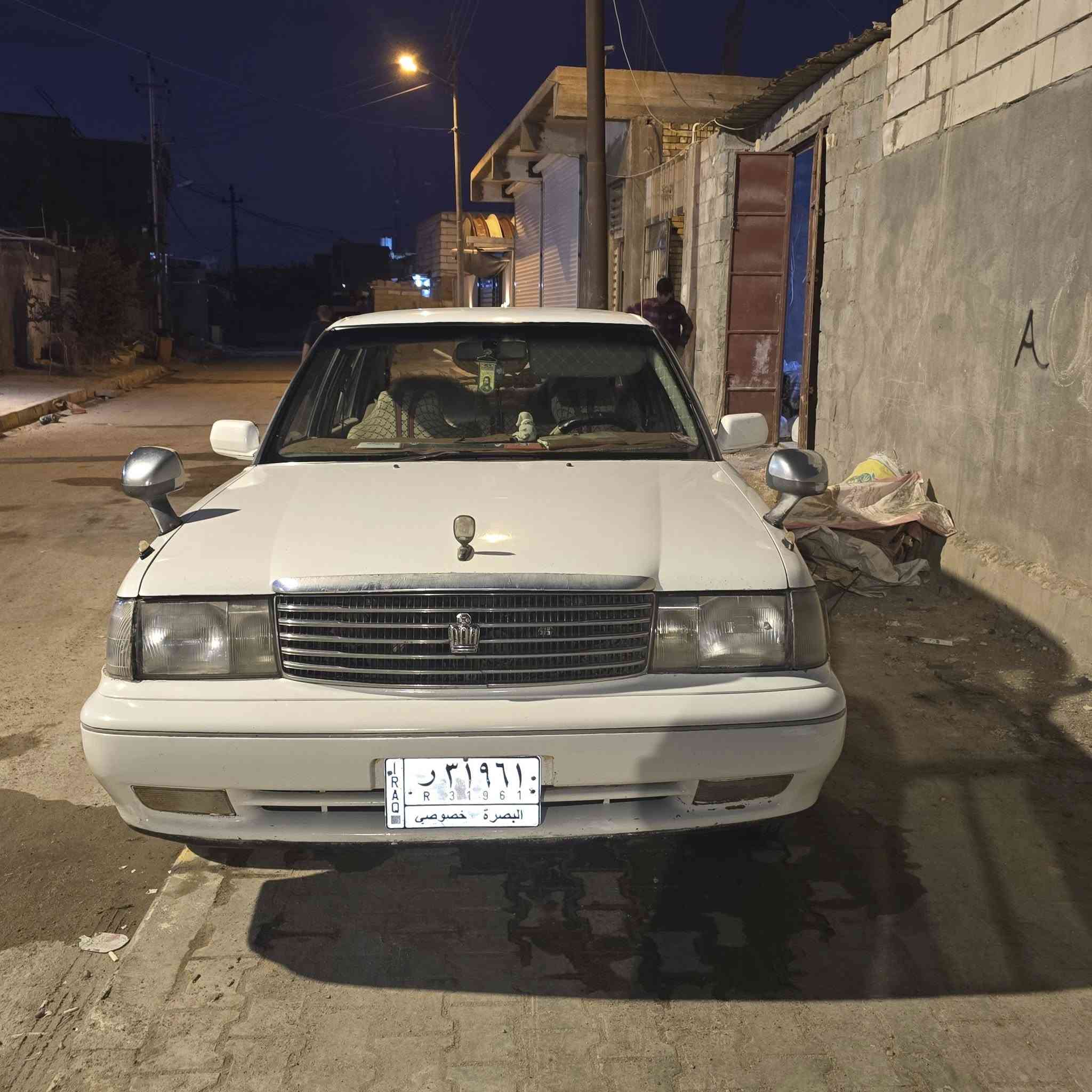 س ع سياره للبيع أرنب جناز جاهزه من كلشي رقم بصره تحويل ثاني يوم مصبوغه  من لون الأصفر الى الأبيض  يعني تغيير لون ***********
