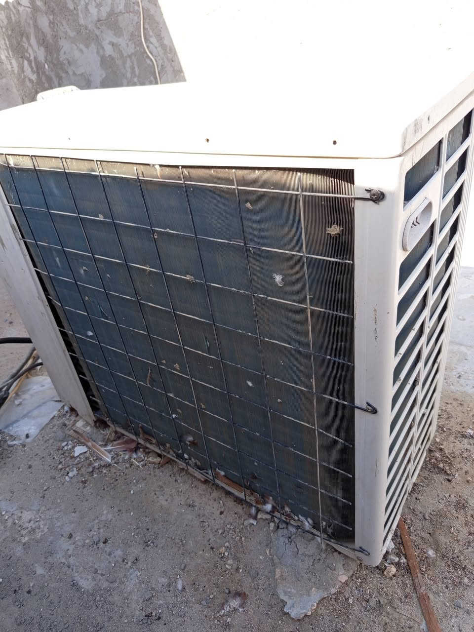 السلام عليكم سبات للبيع نوعيته الوارث طنين وثلث تبريده ثلج عل فحص مبدل بي ماطور بل كارتونه مشتغل موسم واحد غاز 22جاهز تجي تشغل وتقنع وتاخذه
السعر 300 مكاني نجف المناذره***********
