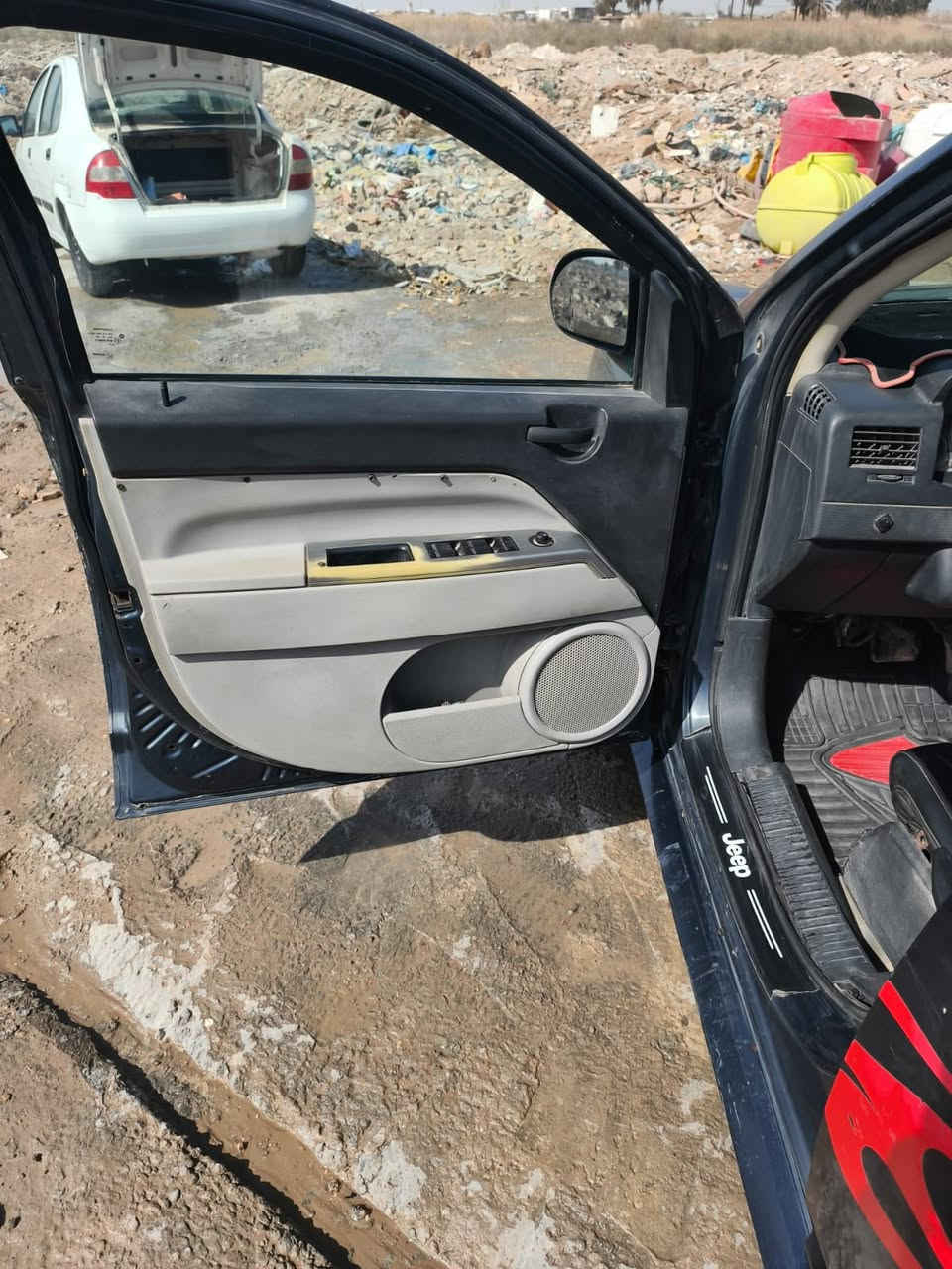 جيب كومباص للبيع أو المراوس سعر ٦١ بيه مجال
‭٠٧٨٧ ٢٠٤ ٢١٠٥‬
