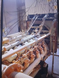 مولدة الماني • ٢٥٠ كي في • ديزل