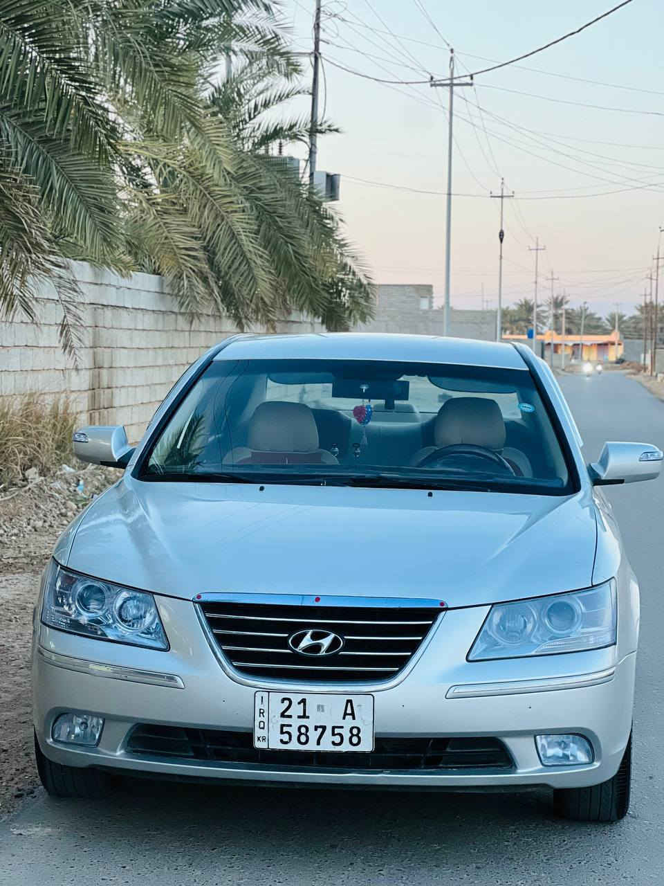 سلام عليكم للبيع سوناتا 2010 خليجي محرك 4 سلندر 2000   4 حساسات بيها صبغ جاملغ ايمن امامي والبنيد بي شبر هلالات خلفيه صبغ بدون دواخل محرك بدون تنقيص وتبخير حداديه جديده تايرات جديد بارد اصبعين بلجنطه السعر 115 وبيها مجال 
العنوان صلاح الدين قضاء الضلوعيه 
***********
