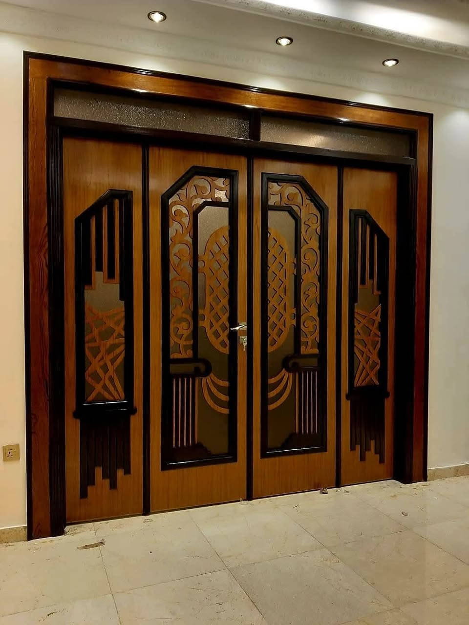 عمل كافه التصاميم ديكورات النجارة هاتف واتساب ***********
