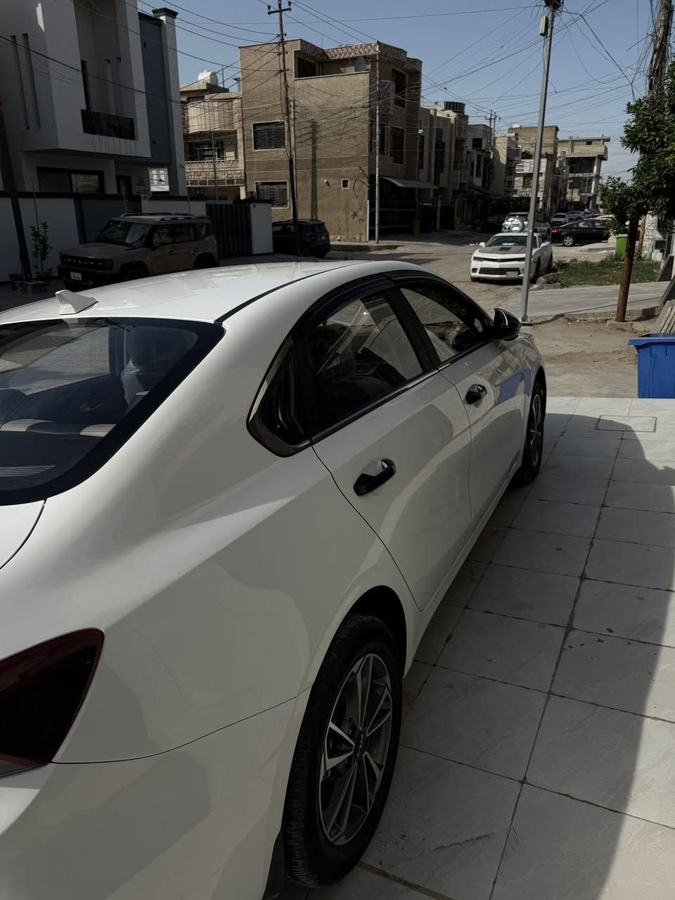 السلام عليكم k3 موديل 2024 للبيع فقط ماشيه 18الف مكفوله من الصبغ والبارد السيارة هزة جديده ورقم جديد السعر 142 وبيها مجال للتواصل ***********
