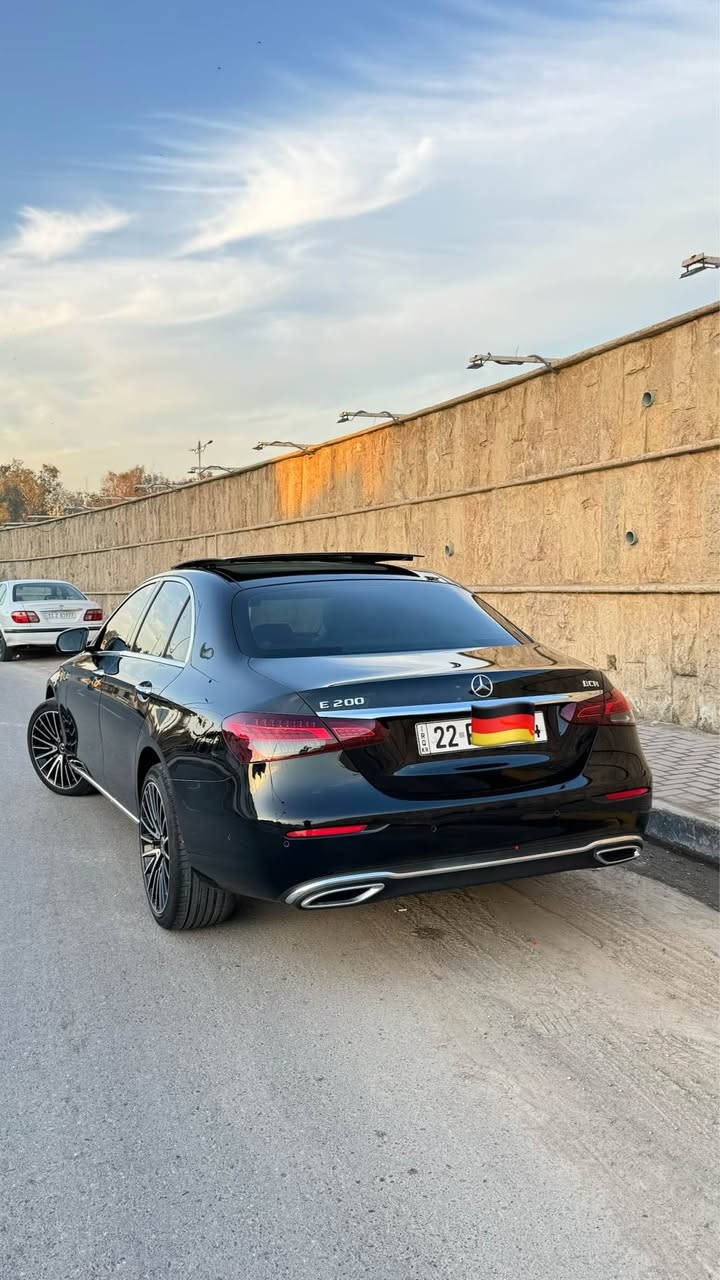 ميرسيدس بينز E200 
بجم اس كلاس
موديل 2023
وكالة BCM
دبل بصمة
رقم اربيل الجديد
كلين بدون صبغ بدون تبديل بدون بارد
المسافة المقطوعة :49,000 كيلو متر
المواصفات
دفع خلفي ( توويل) المرغوب
سقف بانوراما
دخول ذكي 4 ابواب
داخل جلد ابيض ملكي اصلي
دبل ماوس
جنطة كهرباء
كشنات كهرباء
قيادة ذاتية
كامرات 360 درجة( ٤ كامرات)
حساسات 360 درجة
مرايا كهرباء قلاب
اوتو هولد
اوتو بارك
انارة محيطية متغيرة 64 لون
ابل كار بلي
مانع تصادم خلفي وامامي
بردة خلفية كهرباء
ويل كب 19 توسايز
طخم تاير جديد
كير ومكينة وكهربائيات وحدادية بشرط
صفر مسج
السيارة مابيها اي مصرف جديدة
سنوية جديدة لنهاية 2028
هزة جديدة 10/2026
بيها باج تظليل 80% لنهاية شهر 6
السيارة باسمي شرط التحويل
السعر 44,000$ يعني  440 ورقة ومجال جدا جدا بسيط
 مكان السيارة الموصل
واتساب : ***********
كورك : *********** موصل, نينوى
