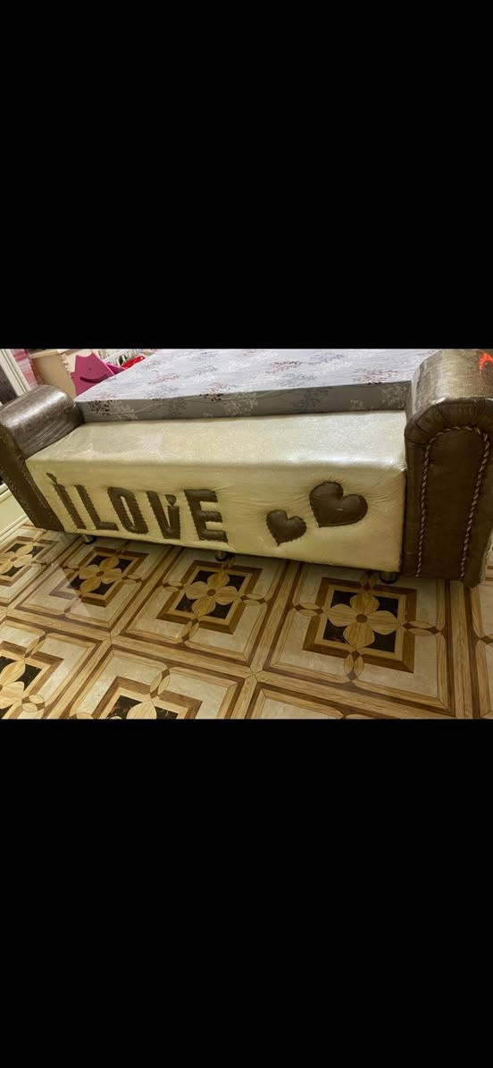 "السلام عليكم
غرفه نوم عراقيه تصميم تركي 
جبيره وثكيله اخشابهه قويه سعر(1،500،000) بيهة مجال الستفسار خاص  💗📮."...


**إذا كنت صاحب هذا الإعلان وتريد حذفه لأي سبب، رجاءا أرسل رسالة إلى الدعم الفني**