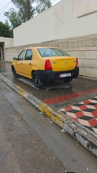رينو لوكان موديل ٢٠٠٩ سياره نضيفه  سعر ٣٣ وبيه مجال بسيط 07760840862