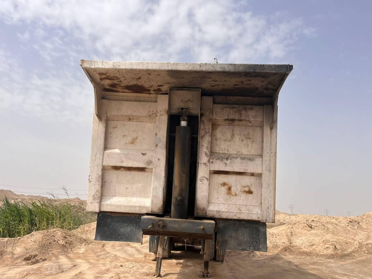 اللبيع عرباين وحده علم وثانيه هياكل مكفولات مكاني سماوه 
***********
