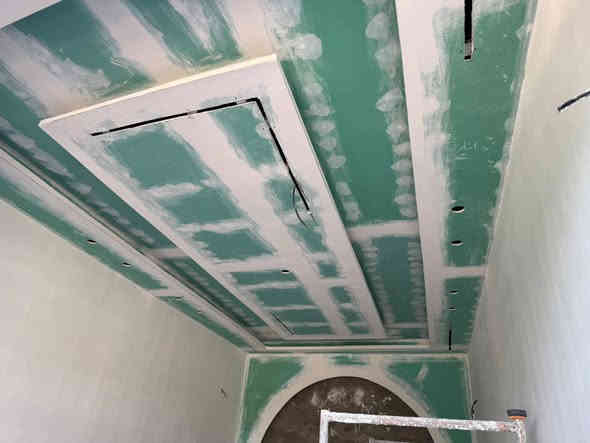 السلام عليكم 🌟

خَلْفَة ديكورات لتنفيذ جميع أعمال الديكور داخل النجف الأشرف
نقدّم لكم أفضل الأعمال وبأسعار تنافسية وجودة عالية👇

✨ جبسن بورد – بيت نور
السعر: 30 ألف للمتر (كَرَسْتَه + عمل)

✨ جبس بورد – رُكَم
السعر: 35 ألف للمتر (كَرَسْتَه + عمل)

✨ سقوف ثانوية
السعر: 8 آلاف للمتر (كَرَسْتَه + عمل)

⚒️ شغلنا نظيف، دقة بالمواعيد، وتنفيذ احترافي.
💼 للمقاولين وأصحاب الشغل المستمر توجد تخفيضات خاصة بأسعار مختلفة.

للحجز والاستفسار يرجى مراسلتنا 🤝***********
