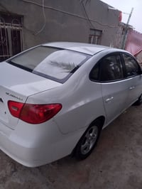 النترة ٢٠١١ رقم نجف  محرك ١٦٠٠  بيها رشات صبغ مال دحجات باب بيت بيها س...