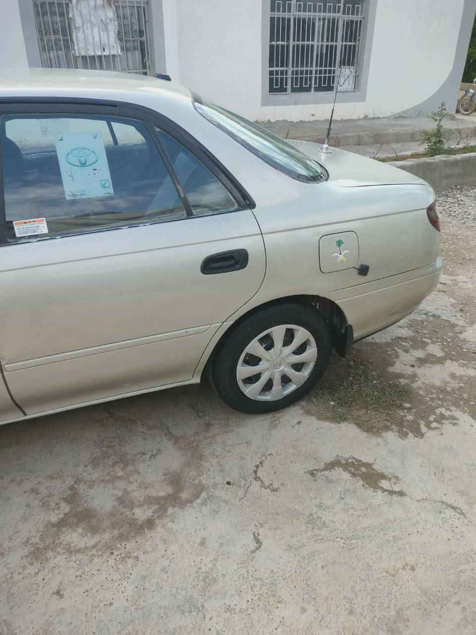 كارينا موديل 93 محرك 18 كير اوتوماتيك السعر 32 وبيها مجال للطيبين للاستفسار اكثر اتصل والله محييك ***********
