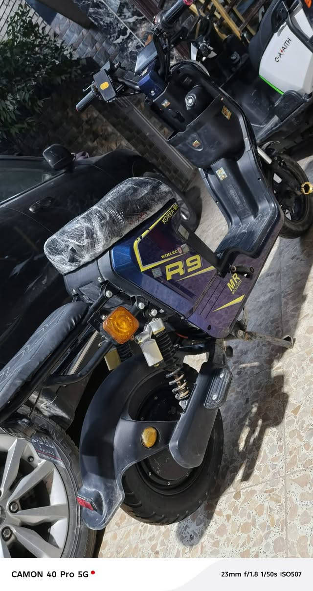 طياره الموسم ✈️ 
السلام عليكم دراجه شحن r9 جديده موديل 2024 كامله جديده مزوده عقل وبطاريات ليثيوم سرعته 99 بس طياره 🔥✈️ 4 نمر السعر 300 وبيه مجال مكاني كربلاء مركز المدينه الاستفسار ***********
خاص موجود 📍📍
