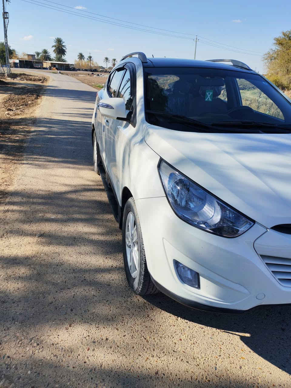 للبيع توسان 2010 بغداد انكليزي بسمي محرك كير صدر تبريد تخم. تاير كلها جاهز السياره فول موصفات محرك 2400 تدفئه تبريد ثلج فتحه بنوراما  تحكم استيرن اشاير بالمري شاشه كامره خلفيه حساس 4 دسك فور ويل بيها الباب وره السايق شخط ومرشوش الباب والباقي كفاله ع السونار السياره جاهزه متصرف عليها ربع دينار السعر 135 وبيها مجال حك الجيه مكاني بغداد التاجي ***********//***********
