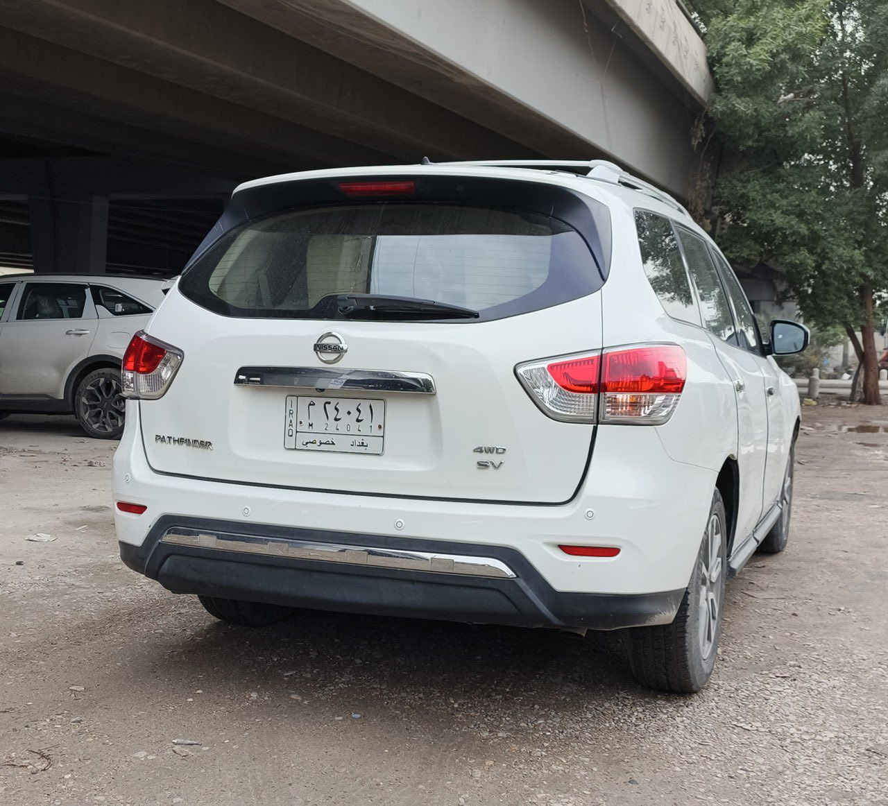 السلام عليكم
للبيع: نيسان باثفايندر 2013 SV - وارد أمريكي (كلين تايتل) 7 راكب دفع رباعي، فئة SV، بدون حادث نهائياً (Clean Title)، السيارة مكفولة من الصبغ
ماشية 168 ألف كيلومتر
فحص السونار جديد وموجود وية الصور
المحرك: 6 سلندر 3500
7 راكب
دفع رباعي 4WD
التبريد 3 قطع
بصمة تشغيل وبصمة أبواب
شاشة وكاميرا خلفية وحساسات بلادية
تحكم ستيرين كامل
ويل كب 18 بلادي
والمواصفات المعروفة

السعر 110$
مكان ورقم السيارة بغداد
للتواصل *********** او على الخاص
