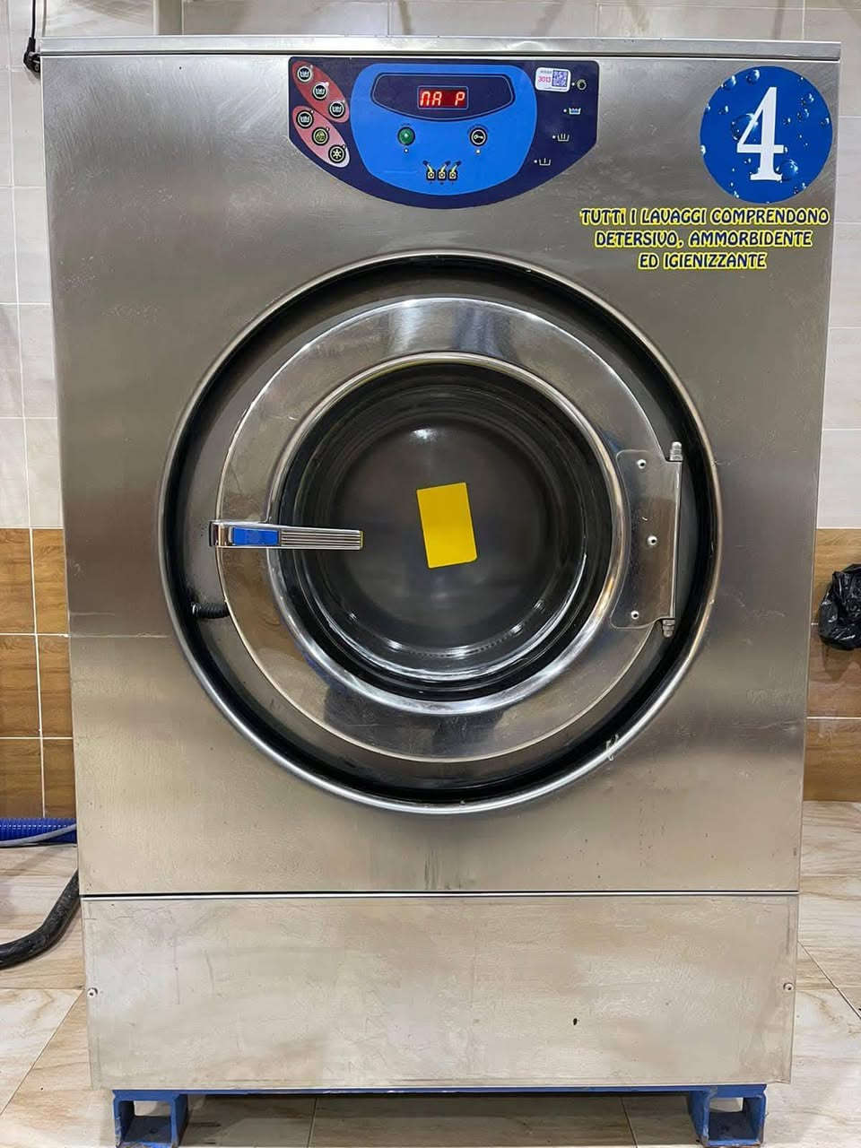 بسم لله يوجد جميع اجهزة غسالات مجففات ابريسات بيلرات نورفات وصيانة جميع انواع الاجهزة الاستفسار اتصل ابو تبارك بغداد***********
