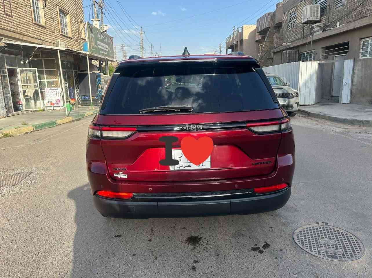 مواصفات لمتد بدون فتحة موديل ٢٠٢٣ وارد امريكي ماشية 46 الف ميل
حادثها لحية امامي فقط 
وهنا بالعراق مجردرصعه  بسيطة بالباب الخلفي للسايق سعر 290
ادامة جديدة للسيارةسعر290 بيه مجال
تحتاج فقط ترتيب الدعامية الأمامي رقم مميز مكان بغداد بياع اتصال ***********
