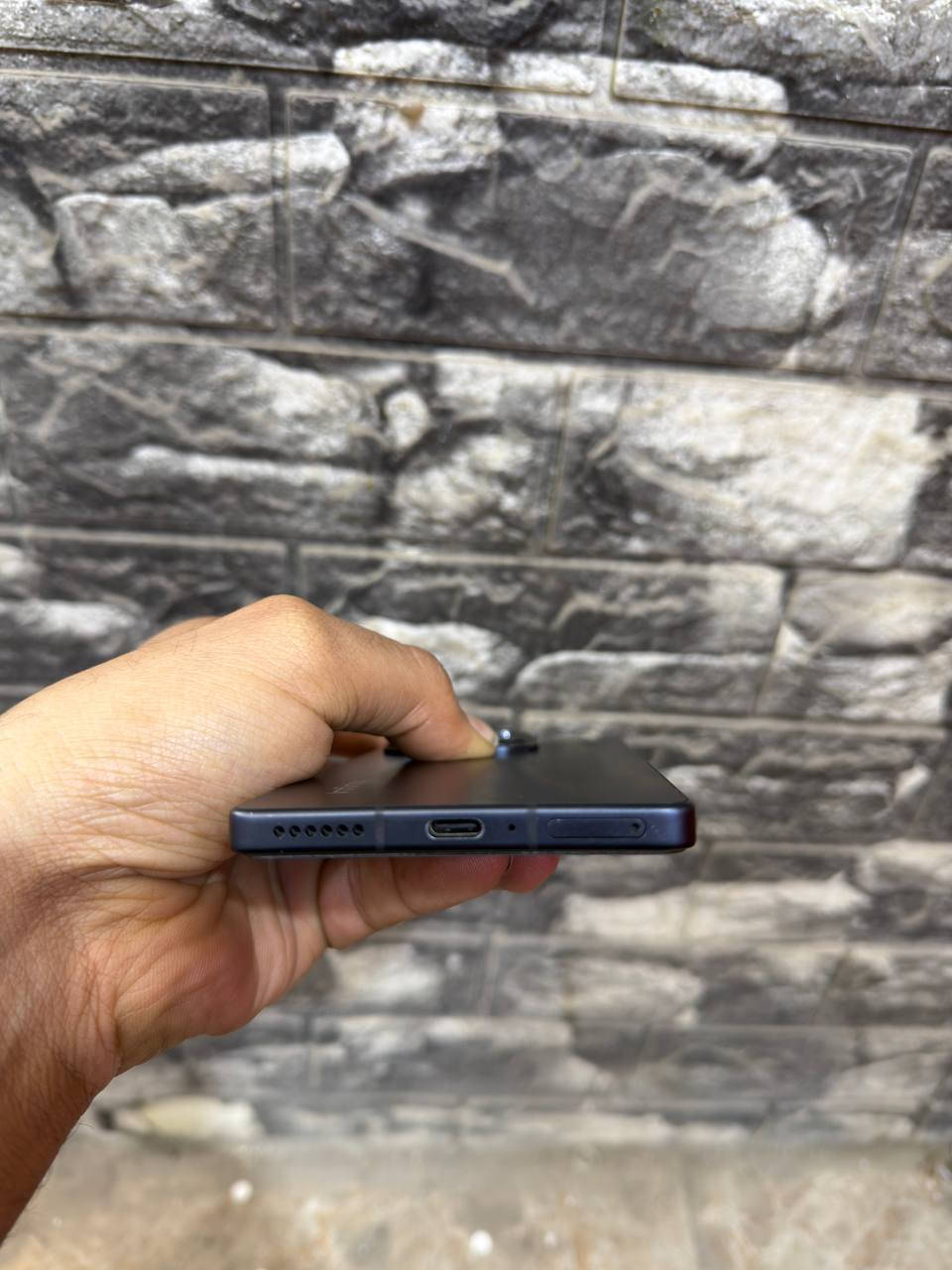 السلام عليكم انفنكس نوت 50 برو
جهاز نضيف كلش  ذاكره/ 256 / رام 12+12 يعني 24 فول 
بصمه شاشه ببجي فول كامرت كلش حلوات جهاز غني عن التعريف البيع سعر 290 بي مجال حك الجيه هاذه رقمي *********** متواجد العلم الجديد 340 وتكد
