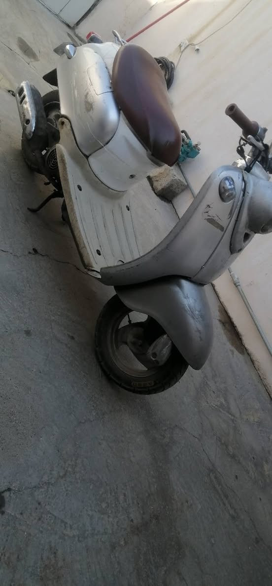 ماطور عبدالحليم
شغال كل عيب مابي
سعره 250 الف


**إذا كنت صاحب هذا الإعلان وتريد حذفه لأي سبب، رجاءا أرسل رسالة إلى الدعم الفني**