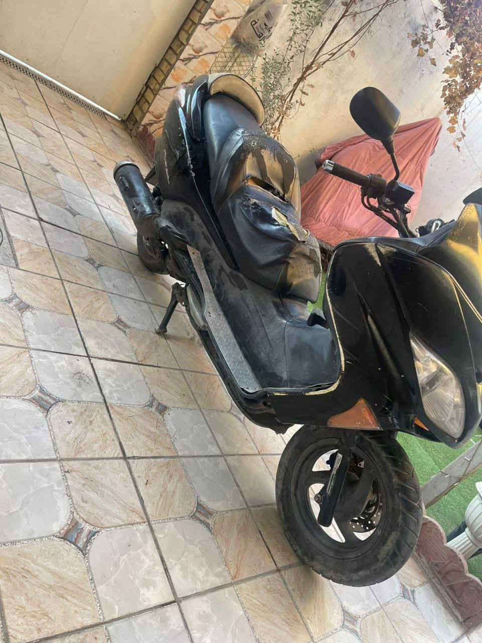 السلام عليكم دراجه 0/8 دراجه كله شغاله تجي وتفحص وتأخذ دراجه معدل وشلعه تخبل بيه فقط وصل شراء دراجه كامله سعر 350 قفل بدون عمله عنواني بغداد العبيدي *********** شراي انتصل مو شراي لا تراسل رحمه لمك
