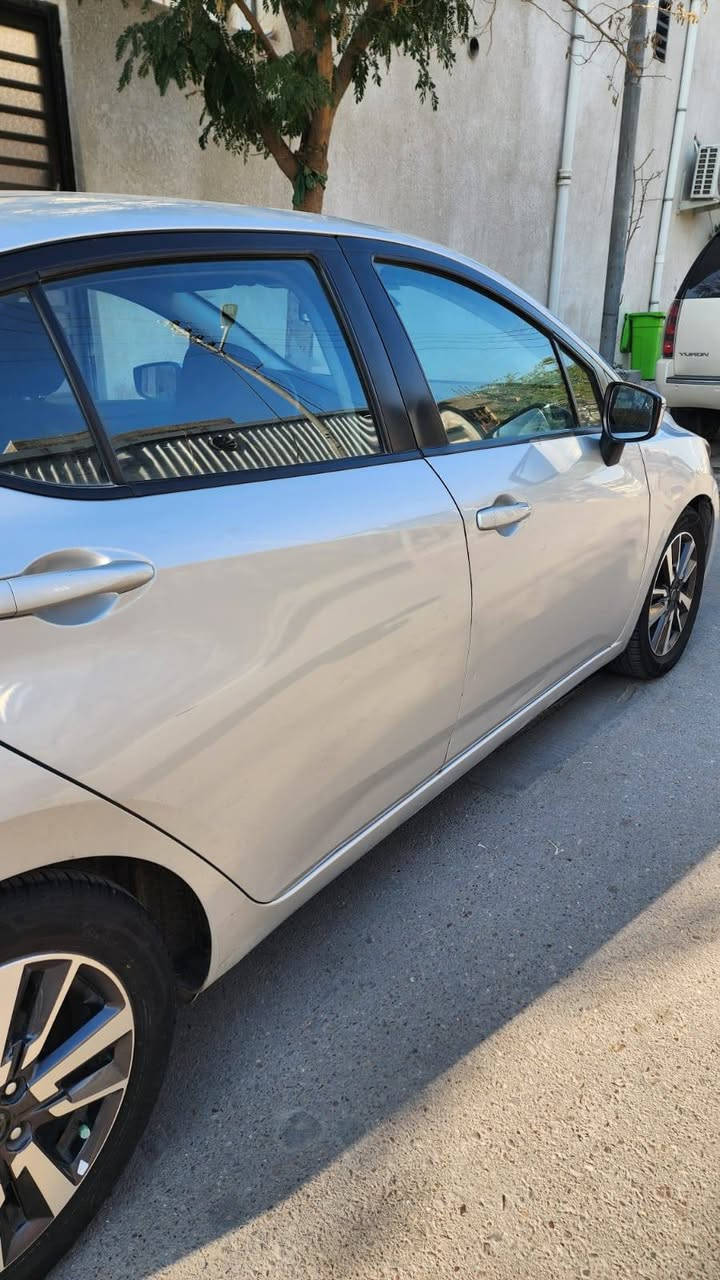 ⛔ سياره نيسان فيرسا SV 2020  وارد امريكي الشكل الحديث معوقين وكاله عامه راعيه بابو الخصيب  حاضر اي وقت للوكاله سياره مسجله 2022 وتتحول حره بسنه 2027
🚫 حادثه جاملق مبدل وبنيد شوي راجع على بارد بدون ما تتاثر الدواخل وباب سايق بيه ضربه خفيفه مصلحه داخل العراق وضربه بصندوق صغيره كلش ترجع بارد

سياره نظيفة جدا  و جاهزه من كلشي تبريد حداديه مكينه كير سياره ماشيه 59 🚘 الف 

#مواصفات سياره
بصمه
حساساس خلفيه
 وتوقف تلقائي للتصادم 
 و شاشه لمس تاب
وكامره خلفيه 
مثبت طريق رادار
رادار هواء للاطارات
ناقل الحركة اوتوماتيك
الجام كهربائي
سعر السياره 103 وبيه مجال
مكاني البصره/القبلة

***********
