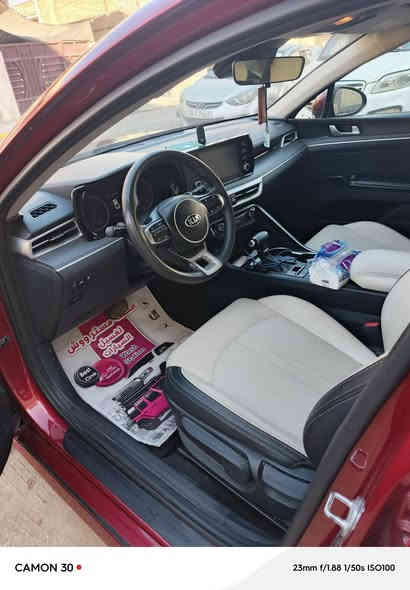 السلام عليكم.كي فايف ٢٠٢١ وارد امريكي حادثها خشم البنيد والصبغ بالبنيد فقط باقي السياره مكفول بصمه جلد رادارات امامي خلفي جوانب توقف ذاتي تشغيل عن بعد هندر بريك كهرباء تحديد مسار مانع انزلاق وبعد بيها مواصفات رقم بغداد مشروع وطني مكانها بغداد الغزاليه *********** السعر المطلوب 162$وبيها مجال ان شاءالله
