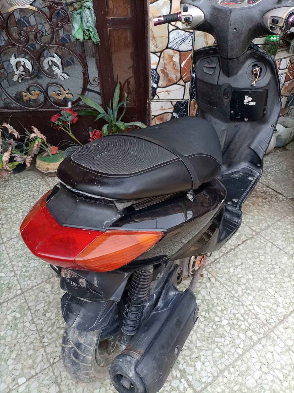 السلام عليكم دراجه سكنس ياباني مكينه صاروخ وين ماتريد هندر سلف دبل استان توديك وجيبك  الدوامك سرعه 140المكان الزعفرانية أربع شوارع السعر 300مبايل ***********
