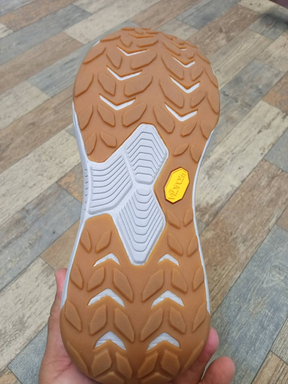 هوكا
تران سبورت

44
28سم

قطعه خفيفة الوزن ومريحة بلبس فووول مختلفة قاعنظته فوم طبي فابريون...قمه المنانه ولاناقه

توصيل فقط


**إذا كنت صاحب هذا الإعلان وتريد حذفه لأي سبب، رجاءا أرسل رسالة إلى الدعم الفني**