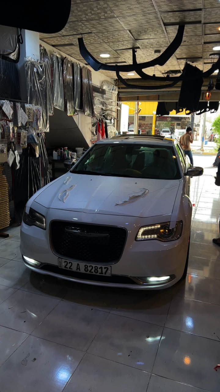 Chrysler C300 2015
بانوراما
حساس
شاشة كبير
كشنات جلد
كشنات كاهربائي
كشنات تدفئة
مارايات هيتر
مراية قلاب
مراية شفت
لايت ليد عدسة
فوللل فول
اخوان سيارة كفالة من صبغ تبديل كلين تايتل
اهنا صرا بيها مكانات صغير pdr يعني صلحت رسعات ٤مكان صغير اقل من شبر
عنوان اربيل معارض شارع ١٠٠م
٢٢٠ورقة مجال لطيبين 
***********
وتساب أربيل, العراق
