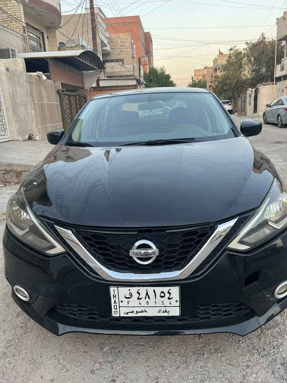 السلام عليكم عندي نيسان سنترا للبيع موديل 18 سياره وارد أمريكي حادثها جاملخ وبنيد بدون دواخل سعرها 95 بيها حك جيه فقط رقم تلفون *********** مكان حي العامل بغداد
