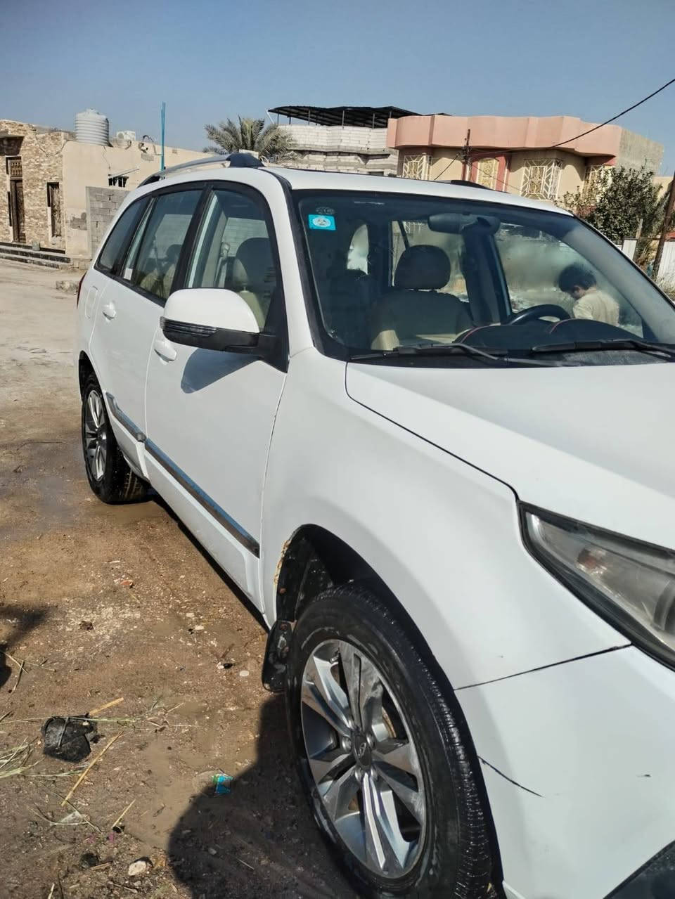 السلام عليكم 
شيري تيكو  حرة  مديل2018
كير محرك تبريد جاهزة السيارة 
المكان البصرة مطيحة
السعر 90 ورقة وبية مجال للشراي
للتواصل  ***********
