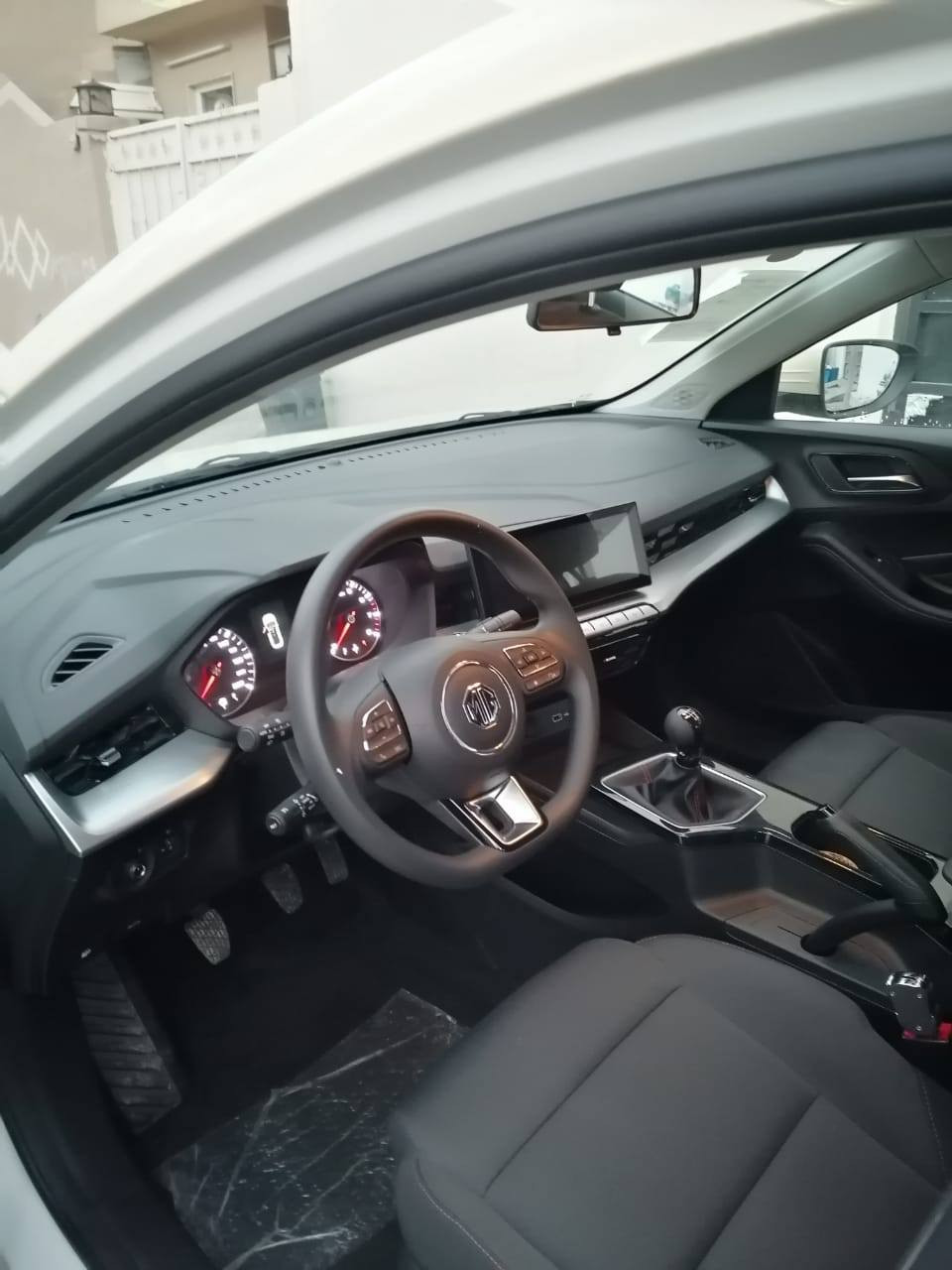 5هەزار رۆییە هچی نییە 
بەناوی خۆمە 
0750 882 0752 أربيل, العراق
