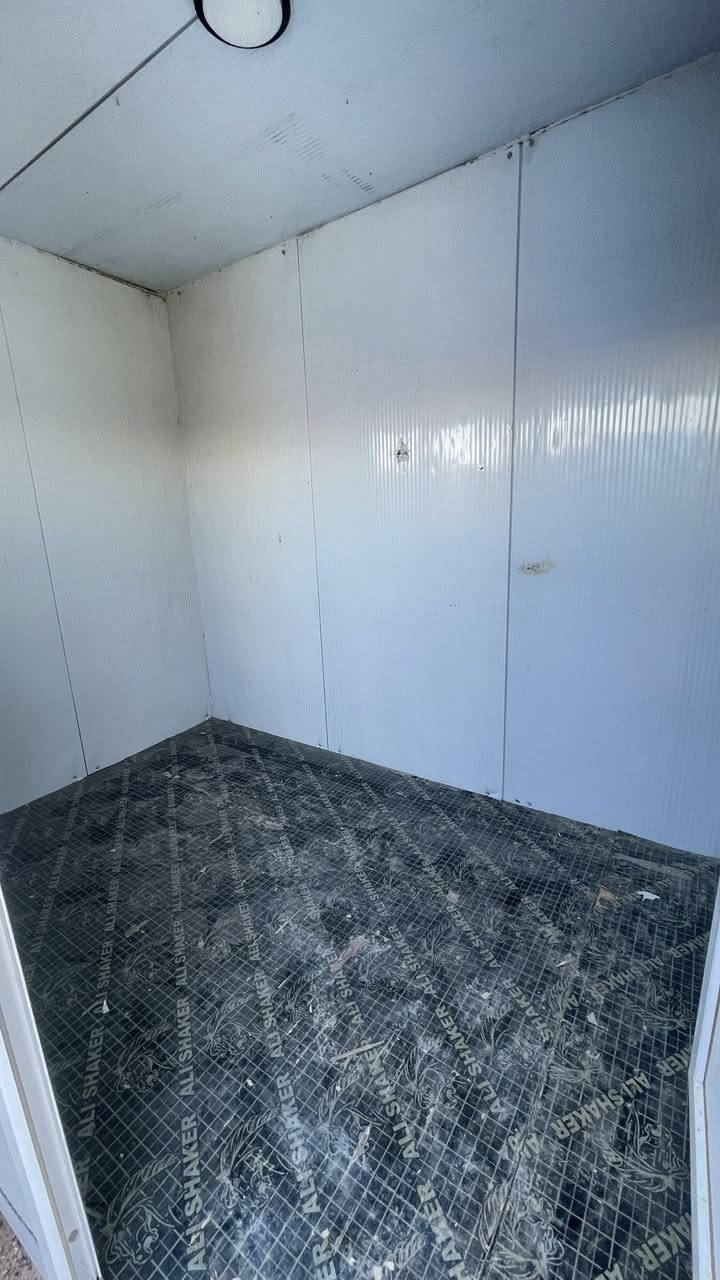 السلام عليكم كرفون للبيع 3x2 سعر 750          ***********
