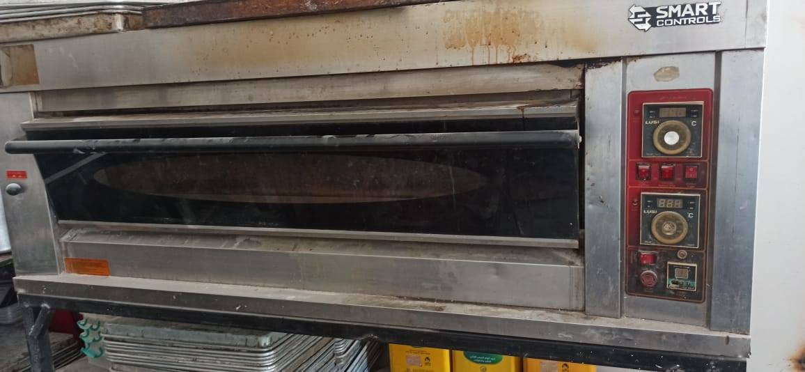 السلام عليكم
فرن للبيع ***********
***********
