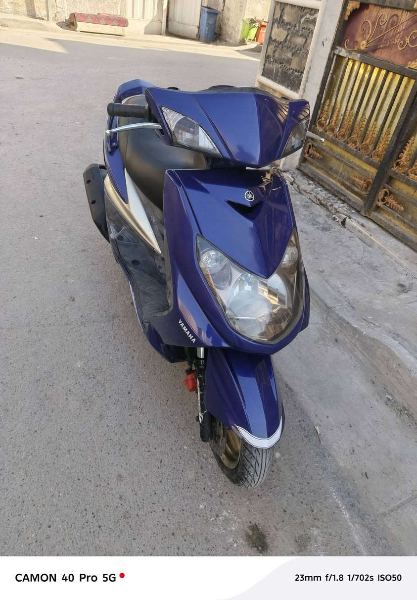 سكنس نوزل كولد خطين طلاعات لون مميز دراجة كلها بلاد اي نقص مابيها السعر مليون و١٠٠ مكان بغداد الشعب للاتصال *********** شراي يتصل
