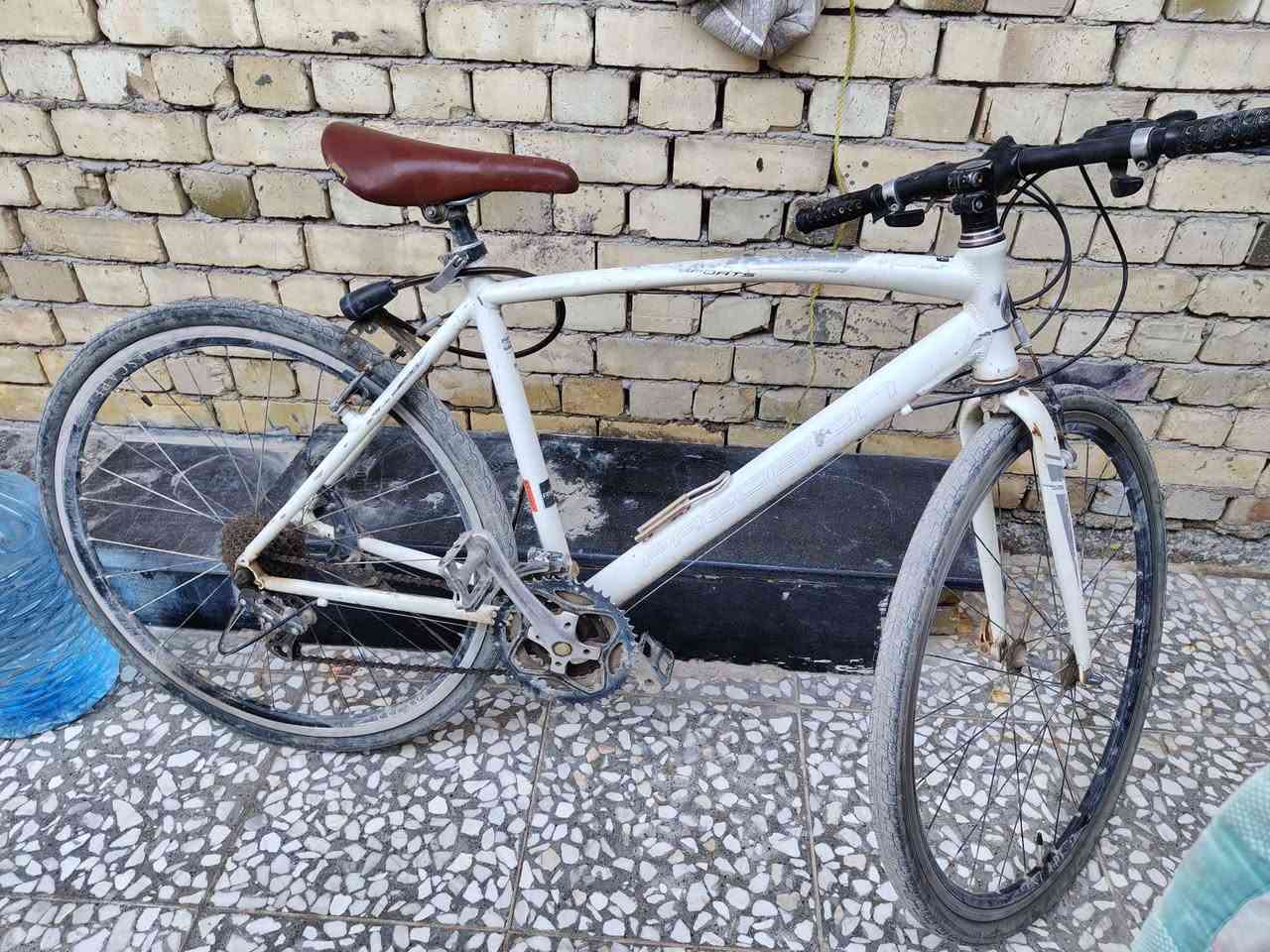 ‎بايسكل كنت سي 700 المنيوم رياضي سبورت صنع الماني مكاني بغداد الامين الثانية‎ بغداد, العراق


**إذا كنت صاحب هذا الإعلان وتريد حذفه لأي سبب، رجاءا أرسل رسالة إلى الدعم الفني**