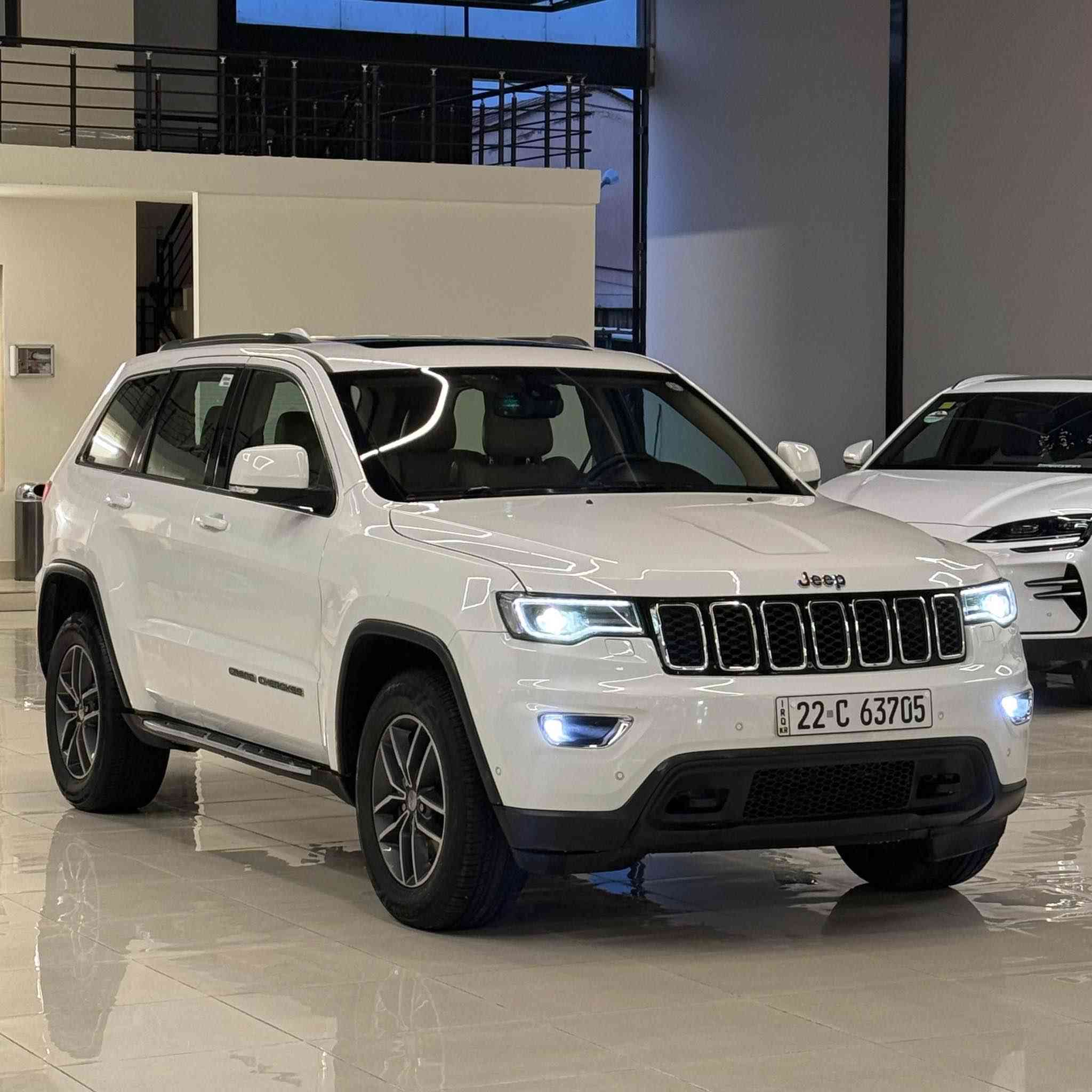 جیب لاریدۆ سلاید کشن جلد کارەبا ناو زەرد شاشە گەورە فول بێ دەبل سفری شەریکەی هارلم ١١٣،٠٠٠ میل ڕۆیشتیە سەیارەکە بێ سبوغ بێ ساردەکوت بێ عەیبە *********** واتساپ ڤایبەر سەیارەکە لە هەولێرە أربيل, العراق
