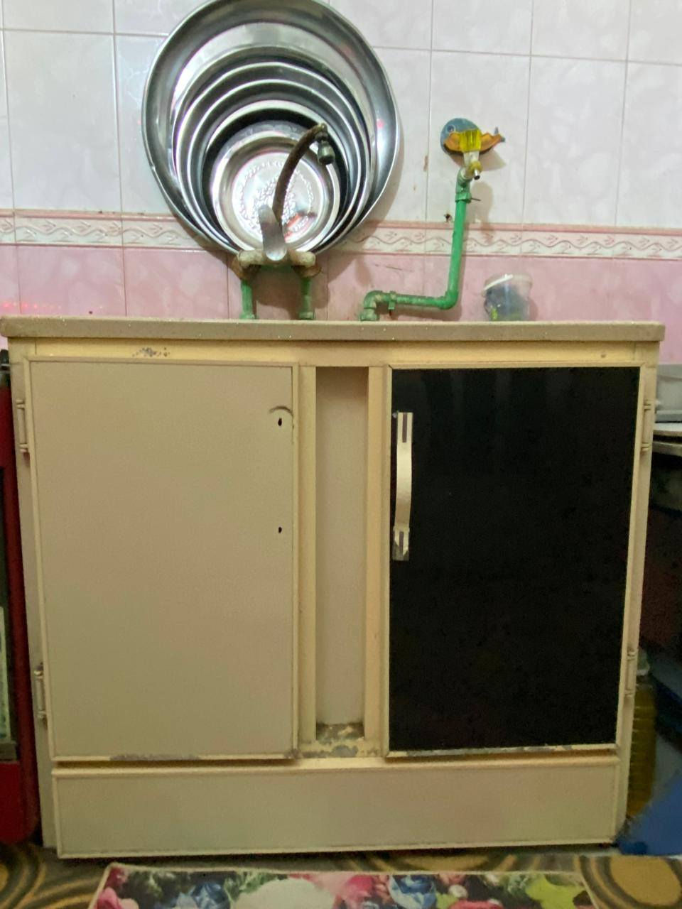 سلام عليكم لو ممحتاج مابيعه للبيع كاونتر نضيف كلش لابي كسر ولاطكه الكاونتر طوله مترين ونص 2/30 وسنك طوله متر وعشرين 1/20 مكاني البصره المعقل السعر500 الاستفسار أكثر ***********متواجد واتساب فقط
