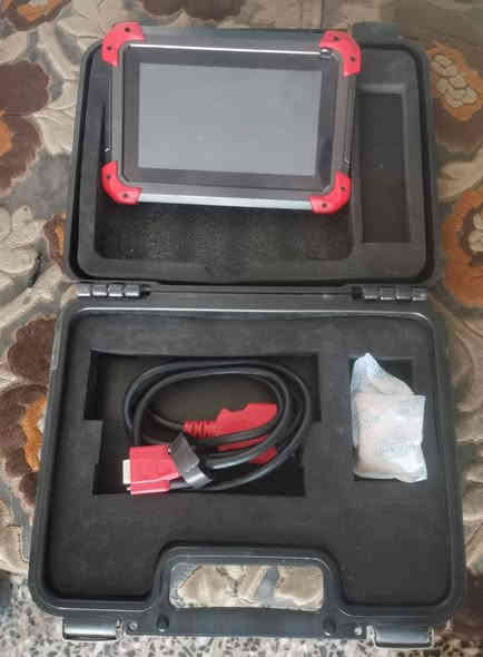 جهاز فحص وبرمجة السيارات xtool D7 للبيع للإستفسار *********** مكاني بغداد الشعب ماعندي توصيلل
