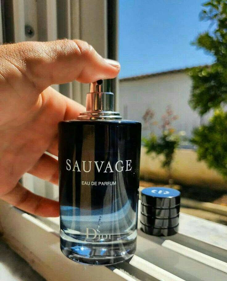 💙عطر سافاج الأسطوري💙
SAUVAGE😎
عطر الفخامة والرجولة 💪
البرفيَوم الأكثر مبيعآ وآثاره بالعالم 🏅
عطر سوفاج اطلقته ديور وتميز بكونه اكثر العطور الرجاليه اثاره 
عطر سوفاج هو العطر الرجالي الأشهر من بين العطور الرجالية حول العالم فإنه يتمتع بتركيز عطر يلفت إنتباه العديد من الرجال و يعجب النساء ايضاً لأنه افضل عطر ديور رجالي قامت بتقديمه هذا الماركة الرائعة لإنتاج العطور الجذابة.
وهوه ثوره في عالم العطور فهو تركيبه جريئه وقويه تمنح انتعاش والثقه للرجل وهو عطر كلاسيكيه الخالده َرمز للذوق الرفيع ♥️
حكايه من حكايات الجمال والأداء الخرافي وتناغم النوتات العطريه من افخم العطور 
رائحه تخطف الأنظار 
#الاصلي المنشأ فرنسا 🇫🇷 💯 

 
🚘 يوجد خدمة توصيل لجميع محافظات العراق ٤ الاف 🚘


**إذا كنت صاحب هذا الإعلان وتريد حذفه لأي سبب، رجاءا أرسل رسالة إلى الدعم الفني**