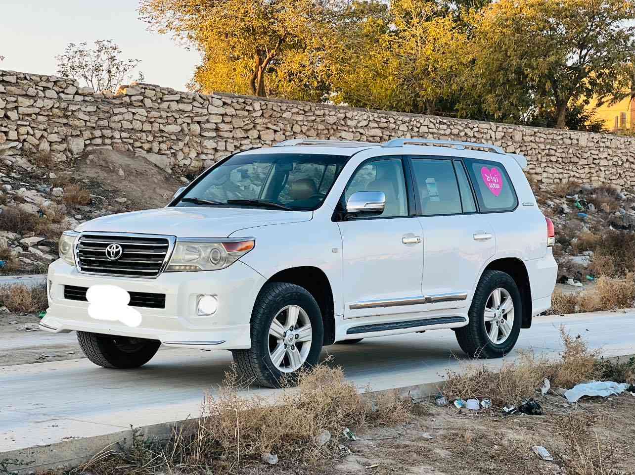 سلام عليكم ! السعر 278 وبيه مجال 
كفاله عامه سياره 
لاندكروز 2009 رقم بغداد جديد وهزه جديده ب اسمي 
كير محرك مامفتوح ع شركه 

فول مواصفات 1/1 
بصمه
فتحه سقف 
شاشه جبيره 
تحكمات ستيرن 
تشغيل عن بعد 
دفدي بلا سقف 
7 راكب 
3قطع تبريد 
تخم تاير جديد
تبريد ثلج 
مكاني بابل 
للتواصل ‭٠٧٧٥ ٩٢٥ ٩٦٥٨‬
