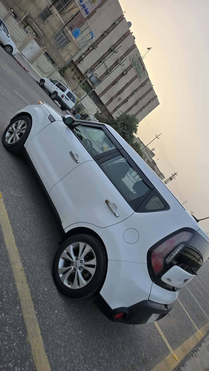 السلام عليكم مرخصت الادمن المحترم
كيا صول موديل 2016 رقم كربلاء تحويل مباشر 

وارد امريكي مكينه الفين السياره حادثها بأمريكا جاملغ وبنيد مبدلات وهنا بلعراق ستعمال بنيه صايره بيهه صبغات بدون ضربه ومعجون فقط رشات خفيفه ابيع حزام حتى ماتعبك وتعبني حزام من لجام وجوه وارجع اكرر لسياره مابيهه حزام بس ابيع هيج احسن الي ولليشتري كير مكينه حداديه كله مكفول السياره نضيفه ونضافته كدامكم بالصور رايدها 103 وبيهه مجال بسيط للشراي مكان لسياره كربلاء وهذا رقمي الشراي يتصل ويدلل بخدمته 

***********
